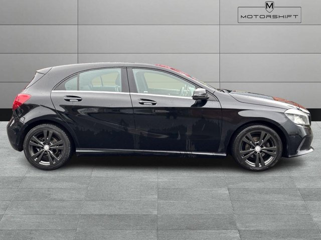 2017 Mercedes-Benz A-CLASS - Photo 7