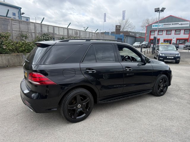 2018 MERCEDES-BENZ GLE 2.1 GLE250d AMG Night Edition SUV 5dr Diesel G-Tronic 4MATIC Euro 6-2 FORMER KEEPERS-HEATED BLACK LEATHER-SMART PHONE INTEGRATION-REVERSE CAMERA-ELECTRIC MEMORY SEATS-ELECTRIC FOLDING MIRRORS-20" ALLOYS-SIDE STEPS-BLUETOOTH-SATNAV-NIGHT PACKAGE-CLIMATE CONTROL - Photo 10