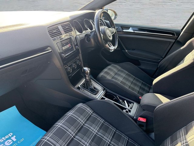 2016 VOLKSWAGEN GOLF 2.0 TDI BlueMotion Tech GTD Hatchback 5dr Diesel DSG Euro 6 (s/s) (184 ps) - Photo 3