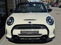 USED 2021 71 MINI CONVERTIBLE 2.0 Cooper S Classic Convertible 2dr Petrol Steptronic Euro 6 (s/s) (178 ps) Full Mini History
