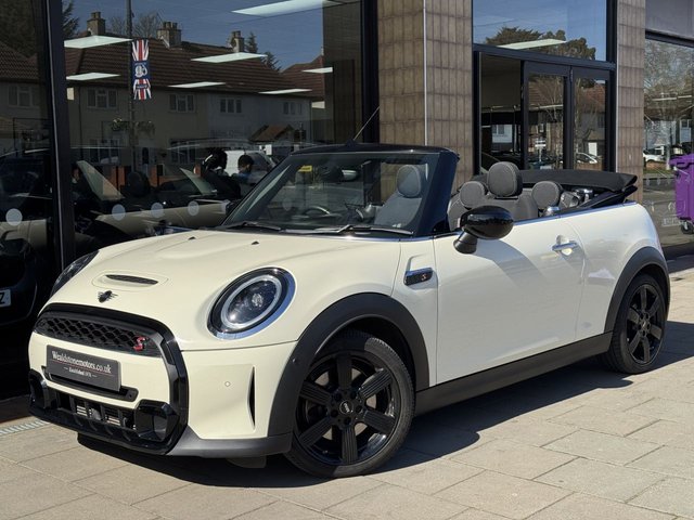 2021 71 MINI Convertible 2.0 Cooper S Classic Convertible 2dr Petrol Steptronic Euro 6 (s/s) (178 ps)