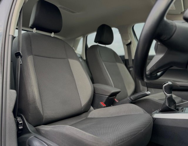 2022 VOLKSWAGEN POLO 1.0 TSI Life Euro 6 (s/s) 5dr - Photo 9