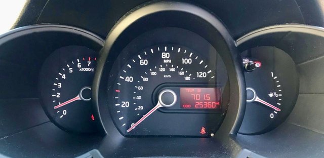 2013 KIA PICANTO - Photo 12