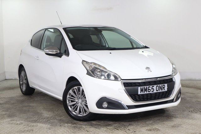 2015 PEUGEOT 208