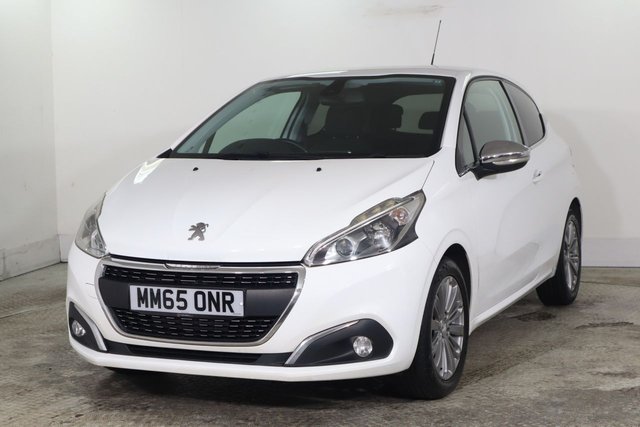 2015 PEUGEOT 208 1.2 PureTech Allure Hatchback 3dr Petrol Manual Euro 6 (82 ps) - Photo 3