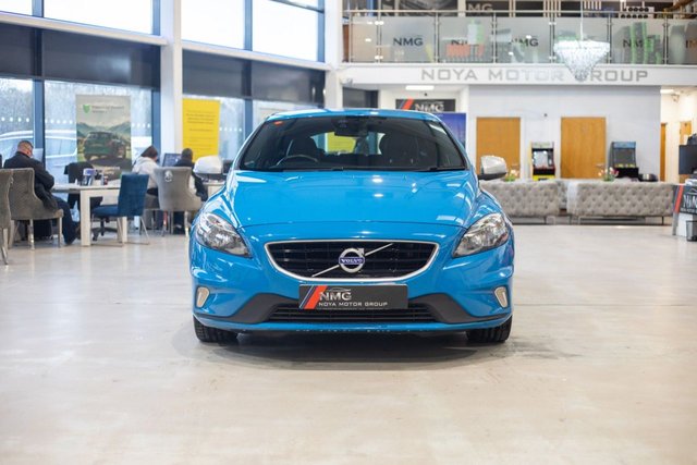 2015 Volvo V40 2L R-Design 5dr - Photo 9