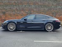 USED 2020 20 PORSCHE PANAMERA 2.9 V6 E-Hybrid 14kWh 4 10 Years Edition Saloon 5dr Petrol Plug-in Hybrid PDK 4WD Euro 6 (s/s) (462 ps) 10 Year Edition - Big Spec