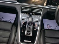 USED 2020 20 PORSCHE PANAMERA 2.9 V6 E-Hybrid 14kWh 4 10 Years Edition Saloon 5dr Petrol Plug-in Hybrid PDK 4WD Euro 6 (s/s) (462 ps) 10 Year Edition - Big Spec