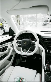 USED 2024 75 LAMBORGHINI URUS 4.0 V8 BiTurbo 25.9kWh SE Auto 4WD Euro 6 5dr VENUUM UK-LIMITED BUILD SLOTS