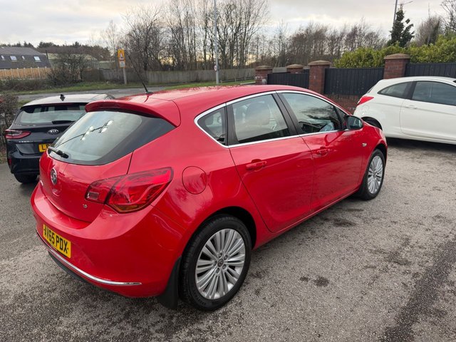 2015 VAUXHALL ASTRA 1.6i Excite Hatchback 5dr Petrol Manual Euro 6 (115 ps) - Photo 5