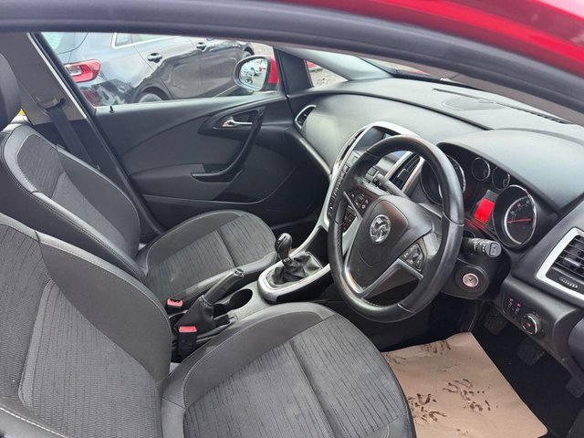 2015 VAUXHALL ASTRA 1.6i Excite Hatchback 5dr Petrol Manual Euro 6 (115 ps) - Photo 7
