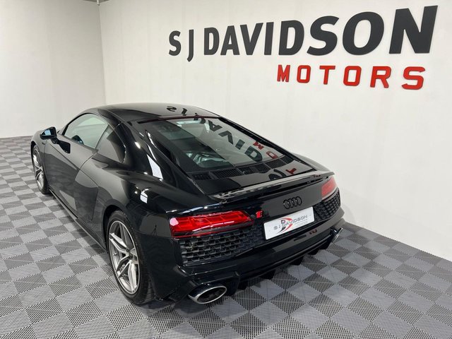 View our AUDI R8