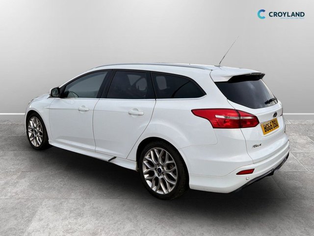 View our FORD FOCUS