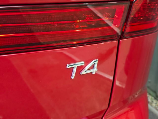 2019 VOLVO XC60 - Photo 9