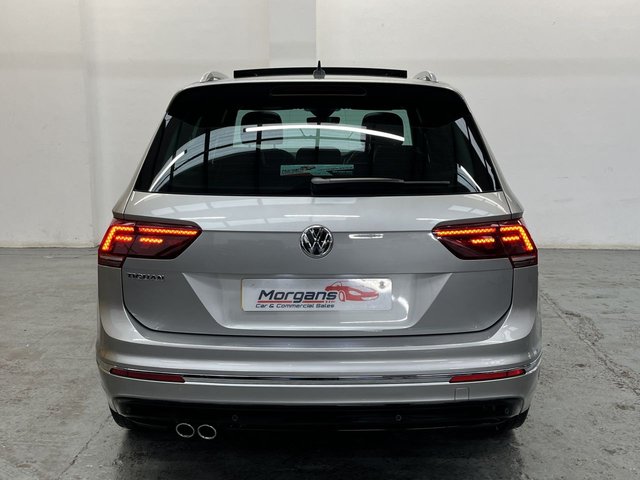 2018 VOLKSWAGEN TIGUAN 2.0 TDI R-Line SUV 5dr Diesel Manual Euro 6 (s/s) (150 ps) - Photo 12