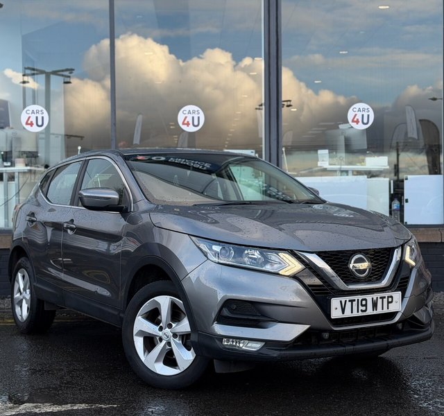 View our Nissan Qashqai 1.5 dCi Acenta Premium SUV 5dr Diesel Manual Euro 6 (s/s) (115 ps)