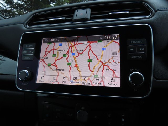 2021 NISSAN LEAF - Photo 10