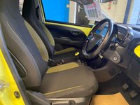 USED 2017 67 TOYOTA AYGO 1.0 VVT-i x-cite 3 Yellow Bi-Tone Hatchback 5dr Petrol Manual Euro 6 (68 ps) STUNNING COLOUR