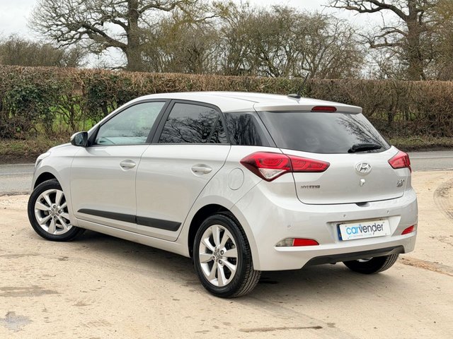 2017 Hyundai I20 1.2L Premium Nav 5dr - Photo 5