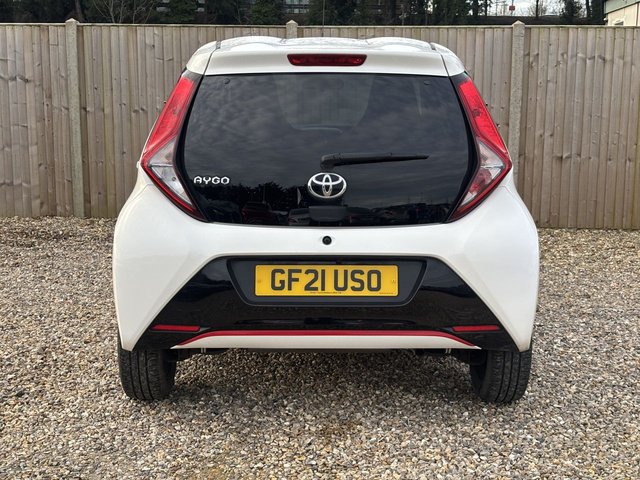 2021 TOYOTA AYGO - Photo 4