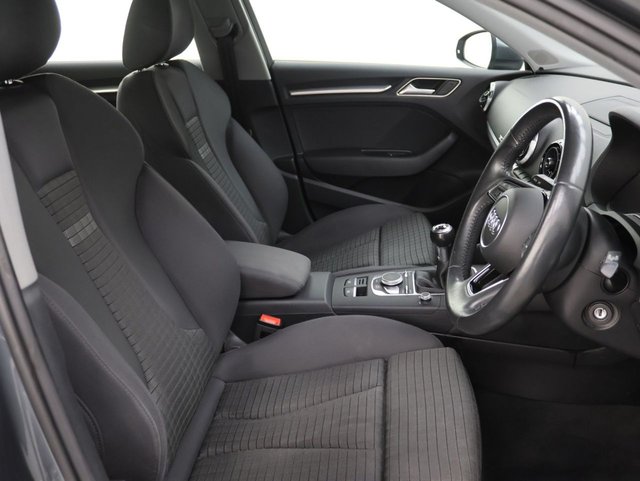 2018 Audi A3 2L Sport 5dr - Photo 12