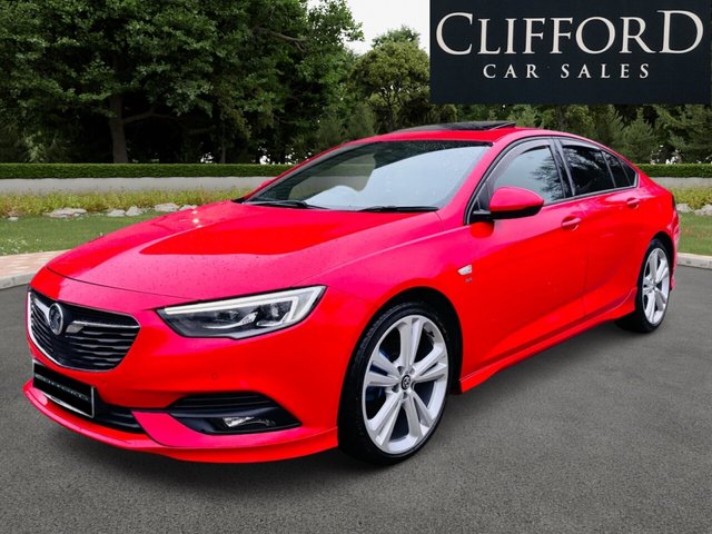 2017 Vauxhall Insignia 2L SRI Vx Line Nav 5dr - Photo 5