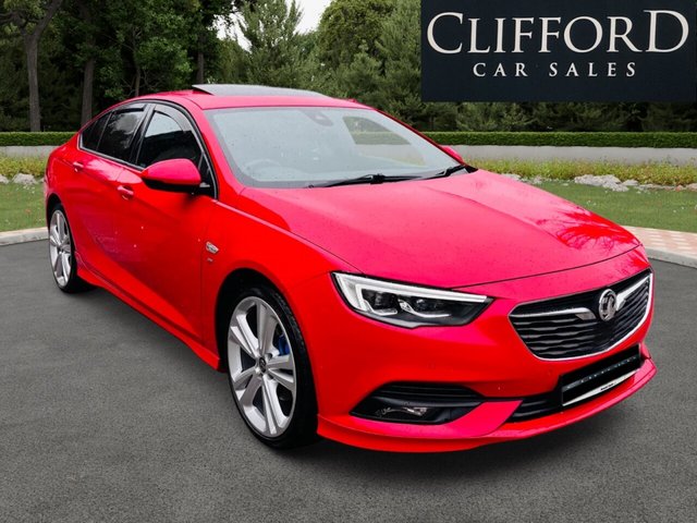 2017 Vauxhall Insignia 2L SRI Vx Line Nav 5dr - Photo 7