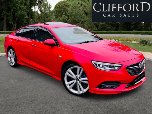 2017 Vauxhall Insignia 2L SRI Vx Line Nav 5dr - Photo 12