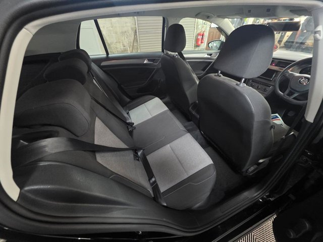 2014 VOLKSWAGEN GOLF 1.6 TDI BlueMotion Hatchback 5dr Diesel Manual Euro 5 (s/s) (110 ps) - Photo 10