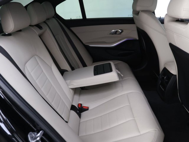 2020 BMW 3 Series 2L M Sport 4dr - Photo 3