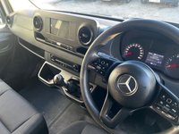 USED 2020 70 MERCEDES-BENZ SPRINTER 2.0 315 CDI Progressive Panel Van 5dr Diesel Manual RWD L2 H2 Euro 6 (s/s) (150 ps) 2020 Mercedes Benz Sprinter Van