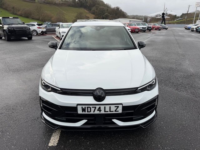 2024 Volkswagen Golf 2L R Black Edition 5dr - Photo 3