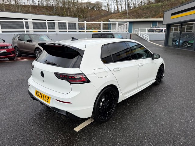 2024 Volkswagen Golf 2L R Black Edition 5dr - Photo 8