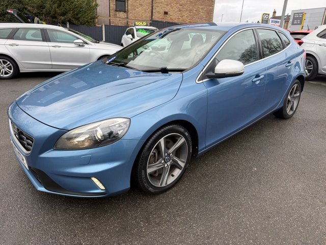 2016 Volvo V40 2L R-Design Lux Nav 5dr - Photo 5