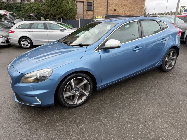 2016 Volvo V40 2L R-Design Lux Nav 5dr - Photo 8