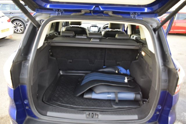 2016 FORD KUGA - Photo 11