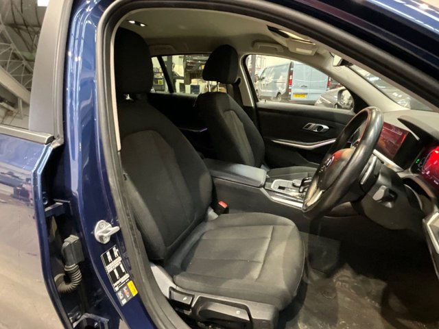 2022 BMW 3 Series 2L SE Pro 5dr - Photo 9