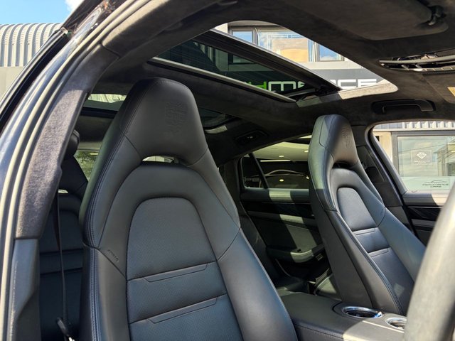 View our PORSCHE PANAMERA