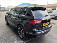 USED 2017 04 VOLKSWAGEN TIGUAN 2.0 TDI R-Line SUV 5dr Diesel DSG Euro 6 (s/s) (150 ps) 