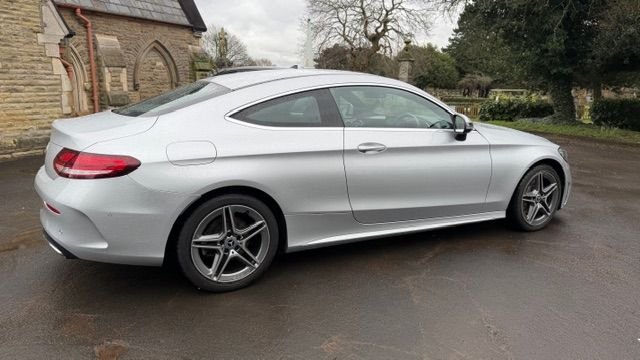 2019 Mercedes-Benz C-Class 2L Amg Line 2dr - Photo 11