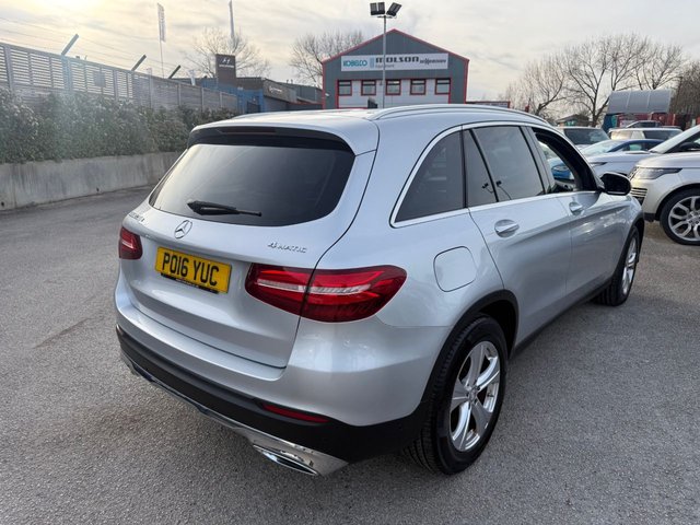 2016 MERCEDES-BENZ GLC 2.1 GLC220d Sport (Premium) SUV 5dr Diesel G-Tronic 4MATIC Euro 6-2 OWNER CAR FINISHED IN IRIDIUM SILVER METALLIC WITH BLACK LEATHER UPHOLSTERY-REVERSE CAMERA-ACTIVE PARK ASSIST-ELECTRIC MEMORY SEAT-PANORAMIC GLASS SUNROOF-BLUETOOTH-CRUISE CONTROL-ELECTRIC FOLDING MIRRORS-BLUETOOTH-CRUISE CONTROL-DAB RADIO-DUAL ZONE CLIMATE CONTROL-AMBIENT ILLUMINATION-HEATED SEATS-18" 5 SPOKE ALLOYS - Photo 9
