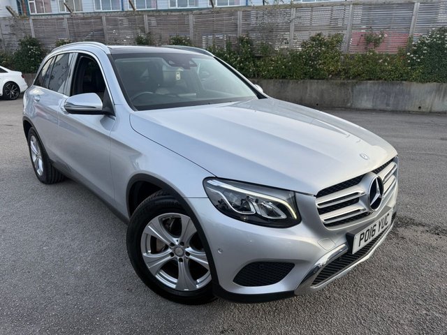 2016 MERCEDES-BENZ GLC 2.1 GLC220d Sport (Premium) SUV 5dr Diesel G-Tronic 4MATIC Euro 6-2 OWNER CAR FINISHED IN IRIDIUM SILVER METALLIC WITH BLACK LEATHER UPHOLSTERY-REVERSE CAMERA-ACTIVE PARK ASSIST-ELECTRIC MEMORY SEAT-PANORAMIC GLASS SUNROOF-BLUETOOTH-CRUISE CONTROL-ELECTRIC FOLDING MIRRORS-BLUETOOTH-CRUISE CONTROL-DAB RADIO-DUAL ZONE CLIMATE CONTROL-AMBIENT ILLUMINATION-HEATED SEATS-18" 5 SPOKE ALLOYS - Photo 12
