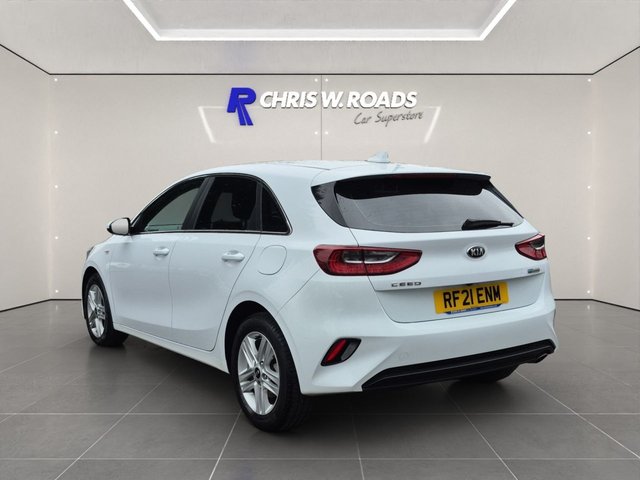 2021 Kia Ceed 1L 2 5dr - Photo 2
