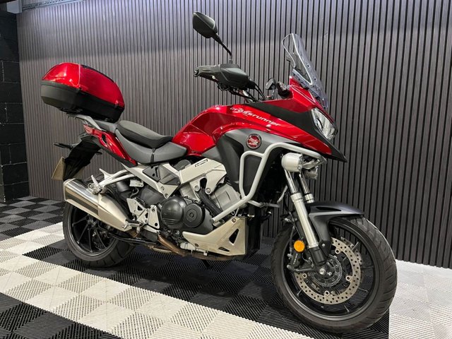 View our HONDA VFR800X CROSSRUNNER