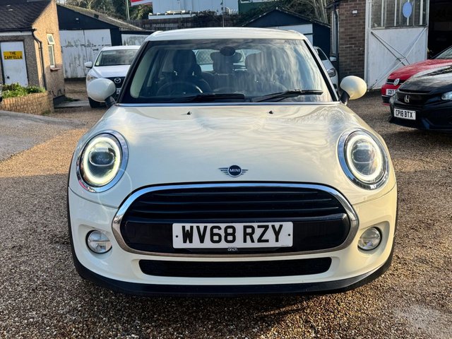 2018 MINI HATCH 1.5 Cooper D Hatchback 5dr Diesel Manual Euro 6 (s/s) (116 ps) - Photo 5