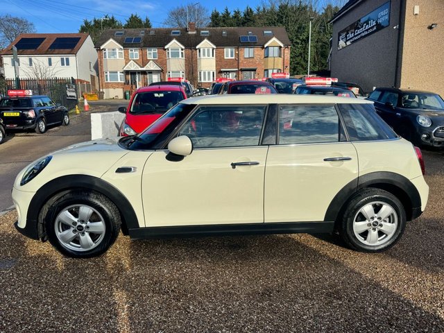 2018 MINI HATCH 1.5 Cooper D Hatchback 5dr Diesel Manual Euro 6 (s/s) (116 ps) - Photo 10