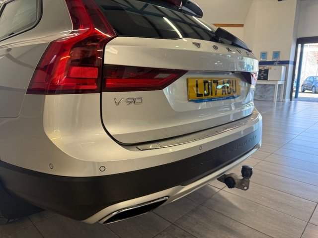 2017 Volvo V90 Cross Country 2L Pro 5dr - Photo 12