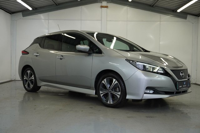 2020 LEAF 40KWH N CONNECTA HATCHBACK 5DR ELECTRIC AUTO 150 PS NI VEHICLE, PERFECT... photo