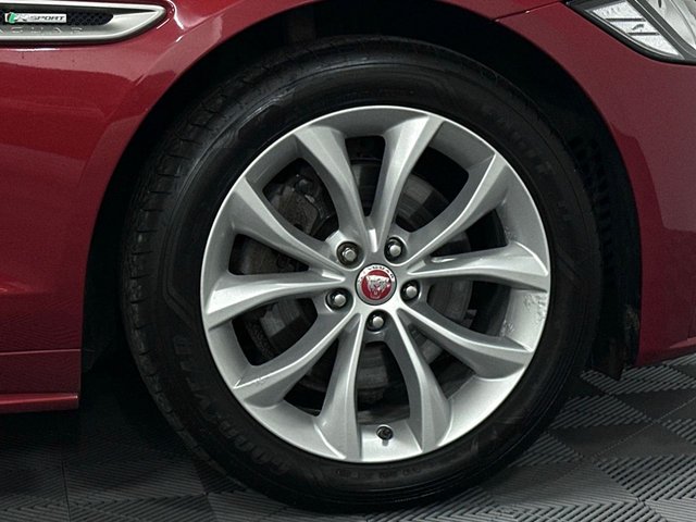 2017 Jaguar Xf 2L R-Sport 4dr - Photo 9