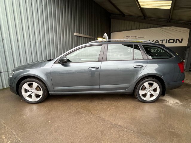 2017 SKODA OCTAVIA 1.6 TDI SE Sport Estate 5dr Diesel DSG Euro 6 (s/s) (110 ps) - Photo 11